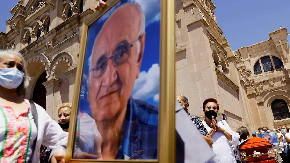 Misa de cuerpo presente sacerdotes jesuitas en Chihuahua_5